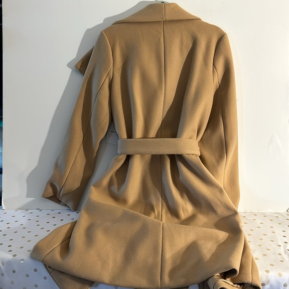 Forever 21 Premium Label Tan Belted Coat NWTGS size Large - Picture 3 of 6